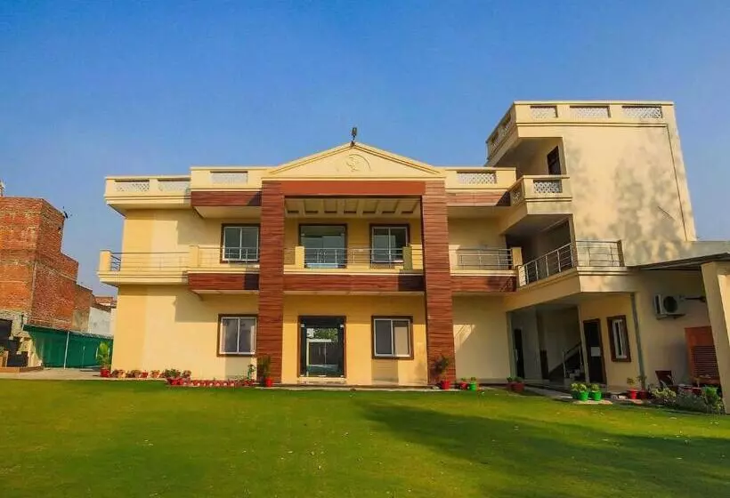 ホテル Vaibhav Laxmi Paradise