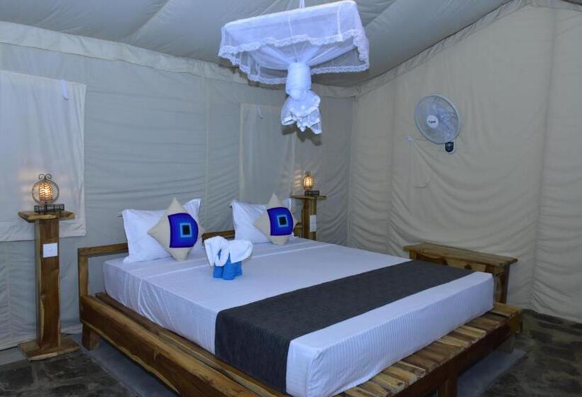 پانسیون Jungle View River Camping