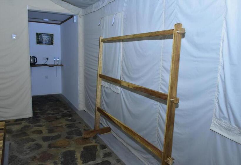 پانسیون Jungle View River Camping