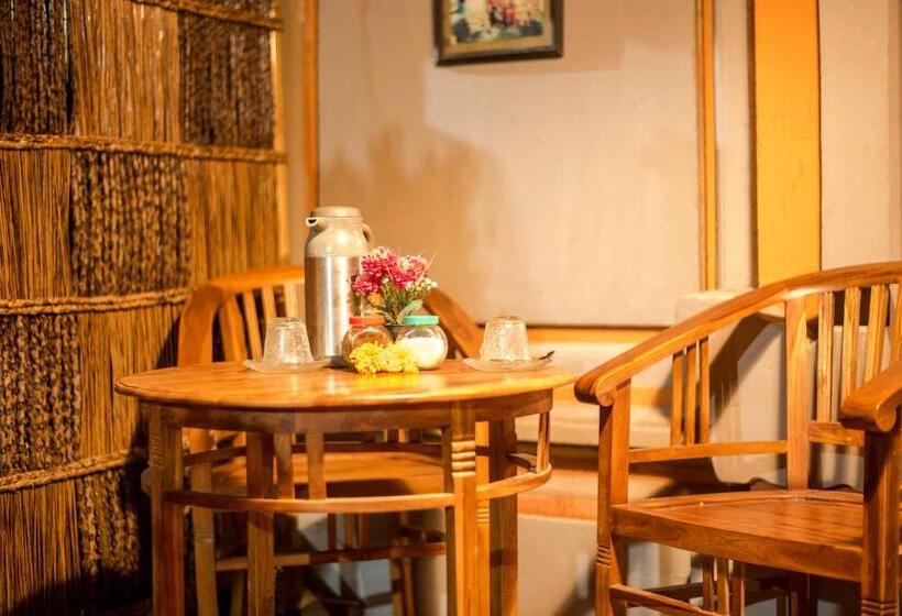 膳宿费 Kamar Suci House