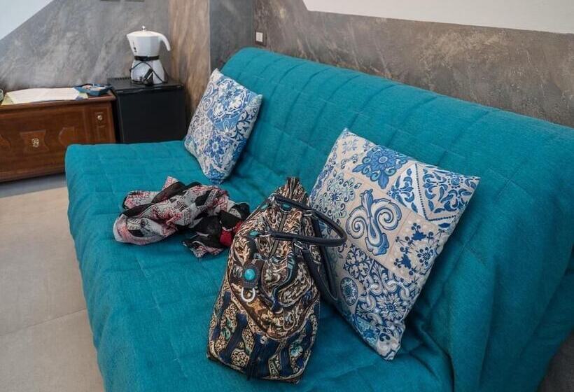 بنسيون Teresa Rooms & Suites