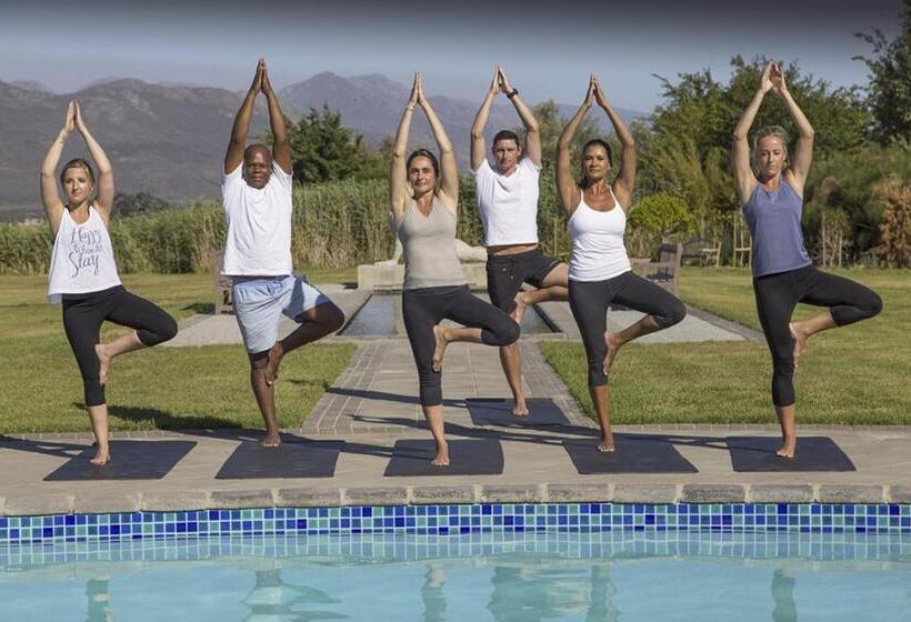 استراحتگاه Santé Wellness Retreat & Spa