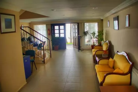 渡假胜地 Dardanos Yerleskesi Uygulama Oteli