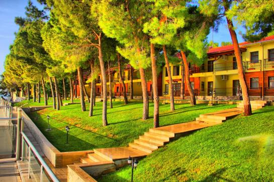 אתר נופש Dardanos Yerleskesi Uygulama Oteli