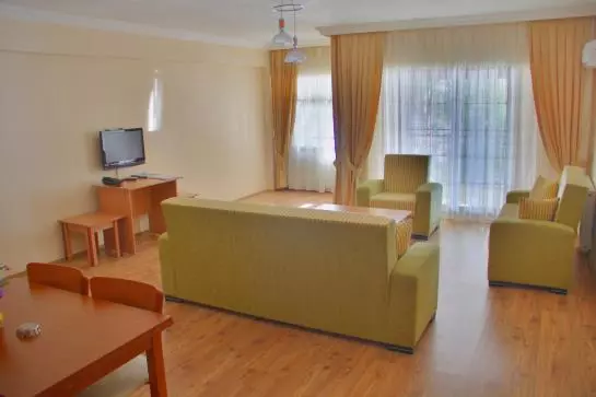 渡假胜地 Dardanos Yerleskesi Uygulama Oteli