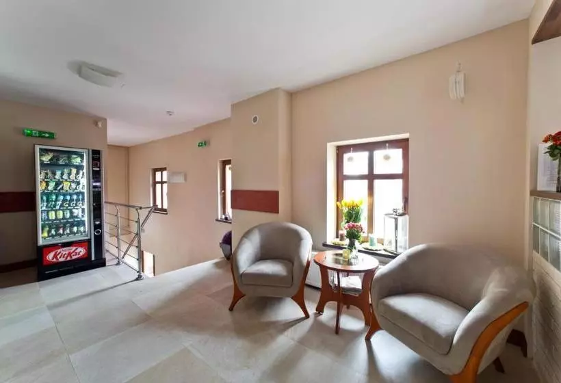 בית מלון כפרי Apartamenty Pod Lwem