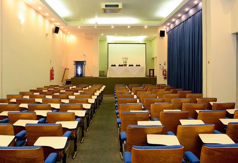 Отель Castel Plaza