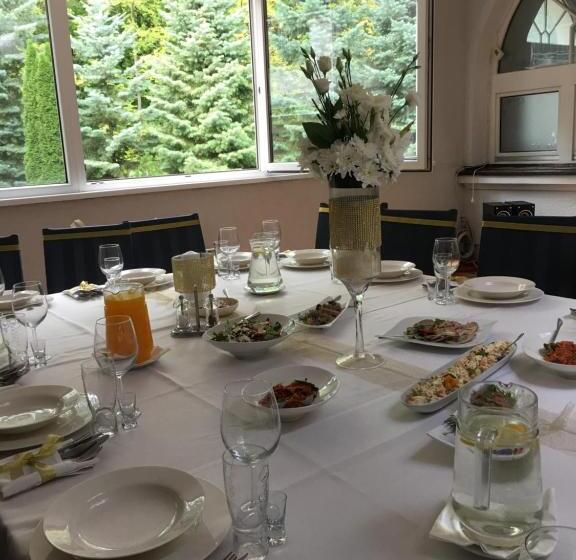 בית מלון כפרי Centrum25