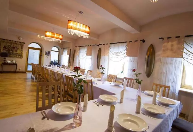 בית מלון כפרי Centrum25