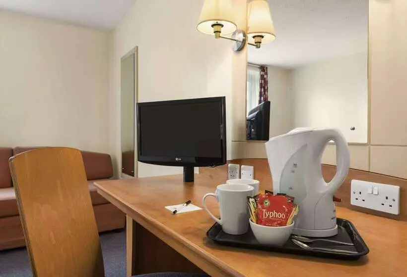 호텔 Days Inn Cannock   Norton Canes