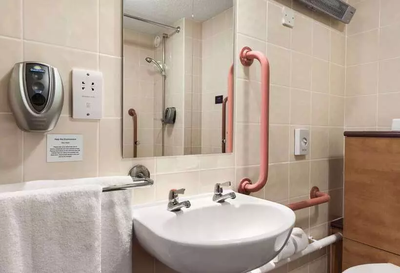 호텔 Days Inn Cannock   Norton Canes