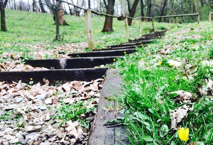 فندق Ekosamotnia Eco Dream Pension