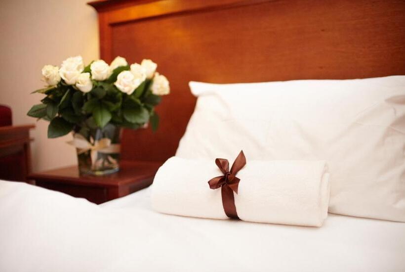 호텔 Grodzki Business & Spa