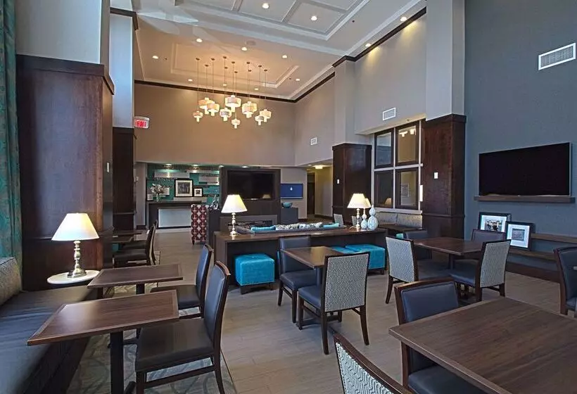 ホテル Hampton Inn & Suites Columbus/university Area