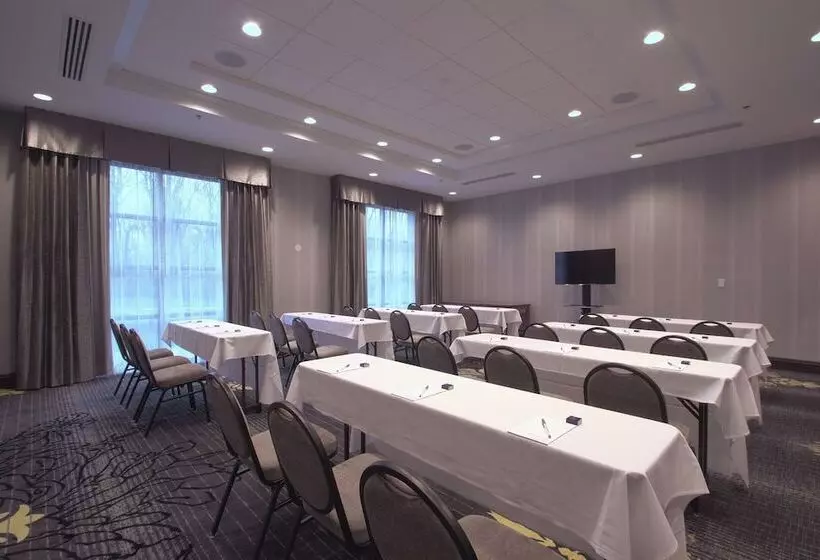 ホテル Hampton Inn & Suites Columbus/university Area