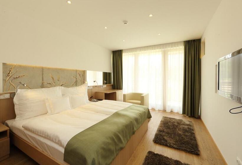 فندق Historia Malomkert