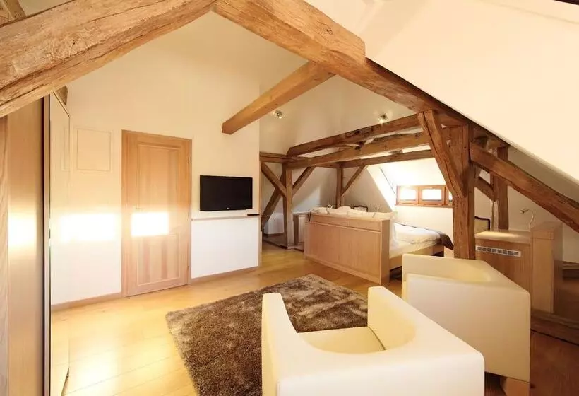 فندق Historia Malomkert