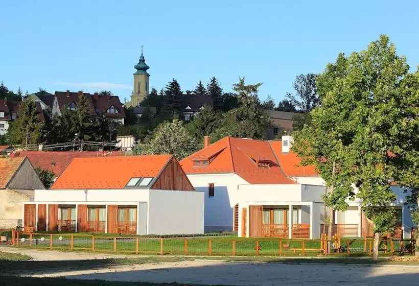 فندق Historia Malomkert