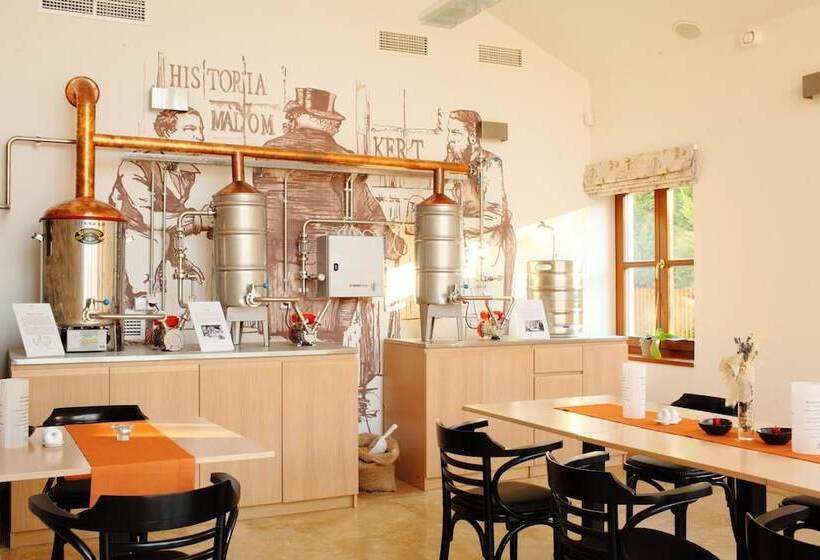 فندق Historia Malomkert