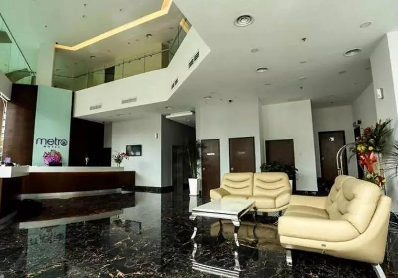 هتل Metro