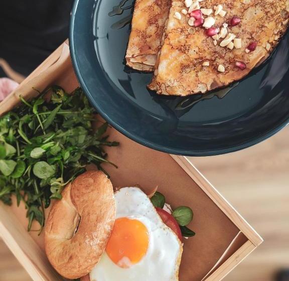 هتل Nowa Zatoka Centrum Art & Business