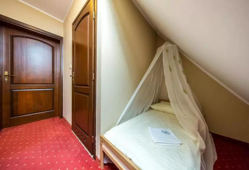 酒店 Pensjonat Pod Tatrami