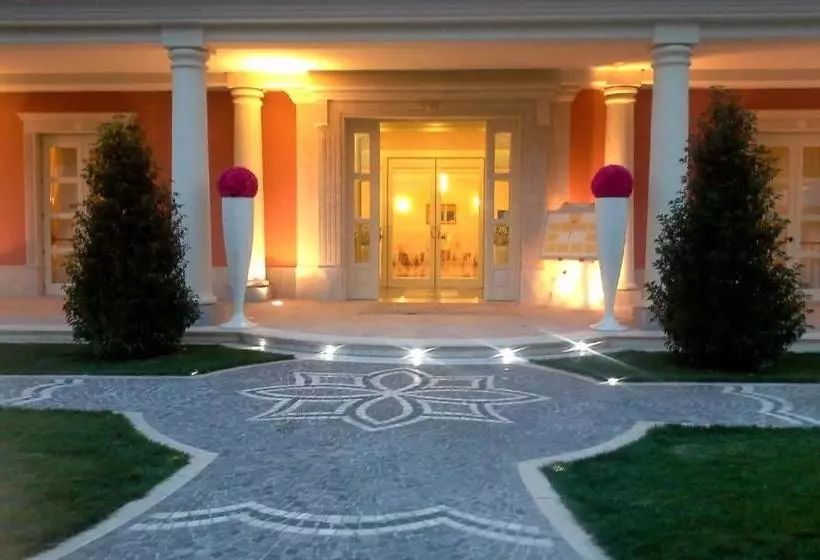Regina Di Saba Hotel Villa Per Ricevimenti