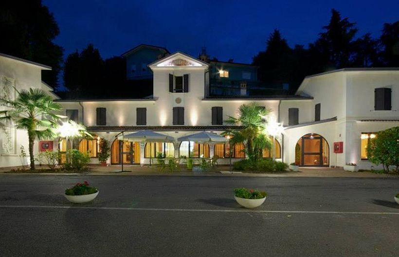 호텔 Ristorante La Grotta