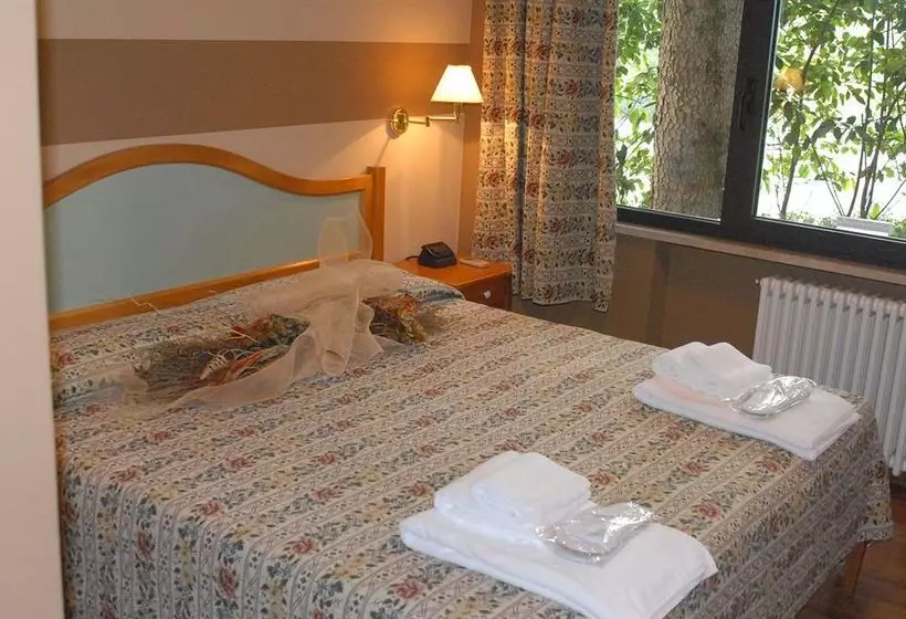 酒店 Ristorante La Grotta