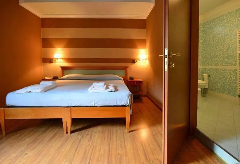 酒店 Ristorante La Grotta