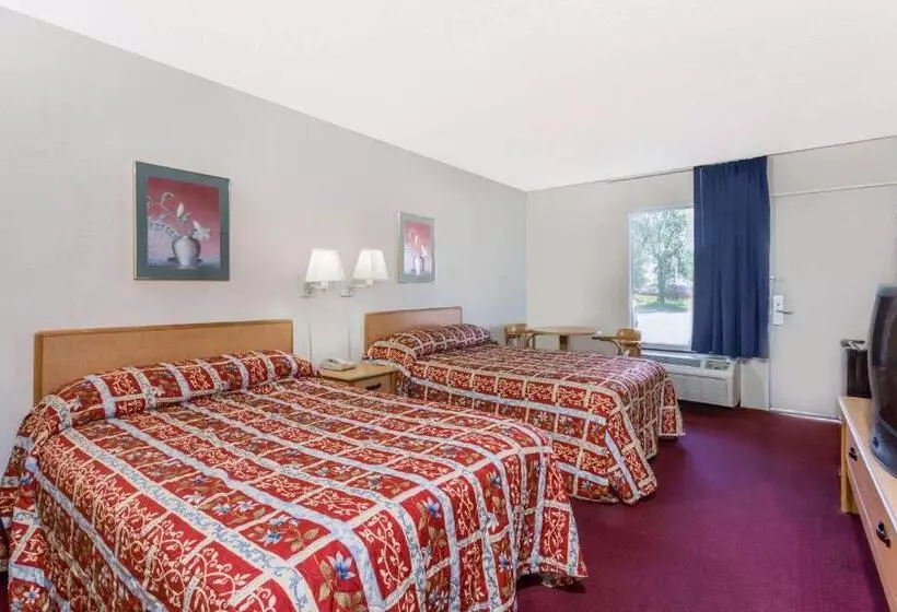 モーテル Knights Inn Fredericksburg