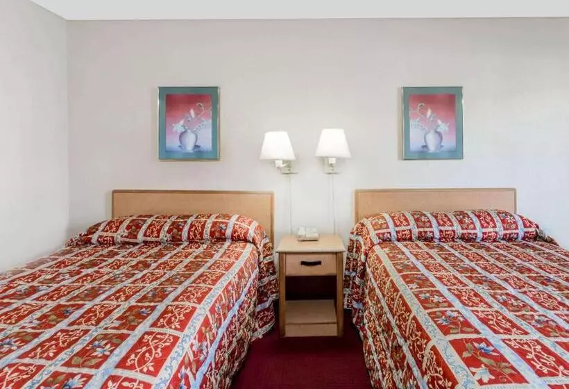 モーテル Knights Inn Fredericksburg