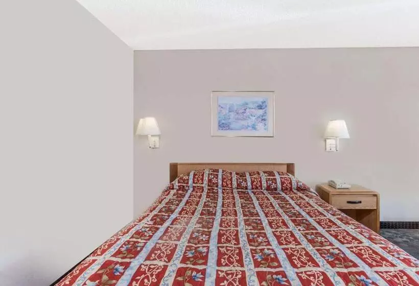 モーテル Knights Inn Fredericksburg