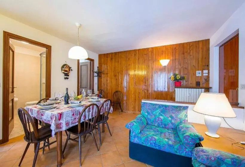 Bramé La Fam 32 Few Steps From Skiing   Happy Rentals