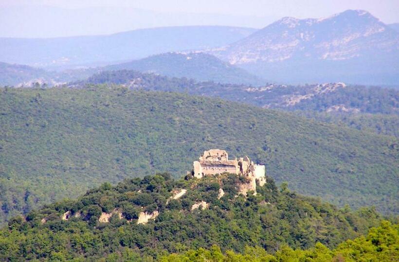 Maison Accueillante Avec Piscine A Forcalqueiret