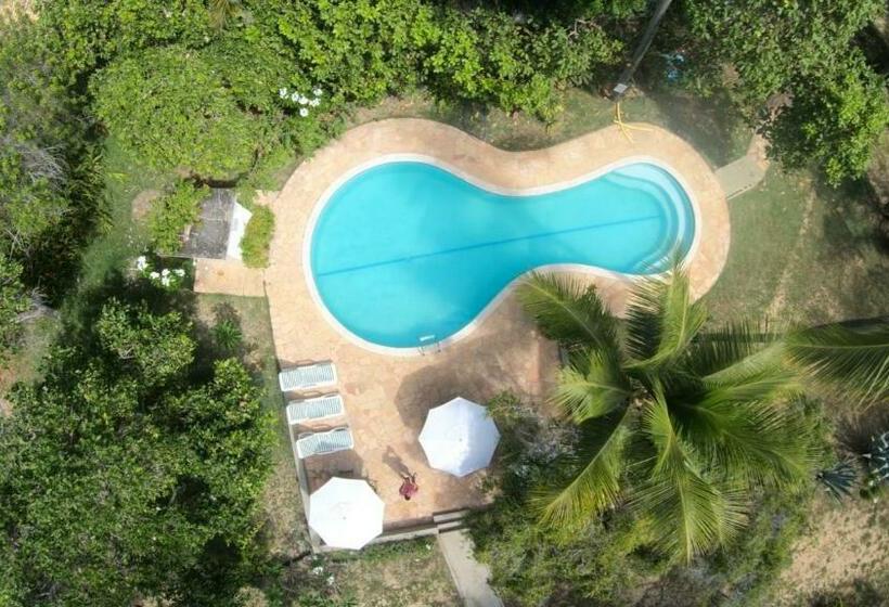 فندق صغير Pousada Araçás Village