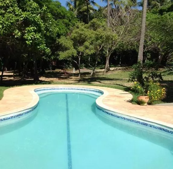 هاستل Pousada Araçás Village