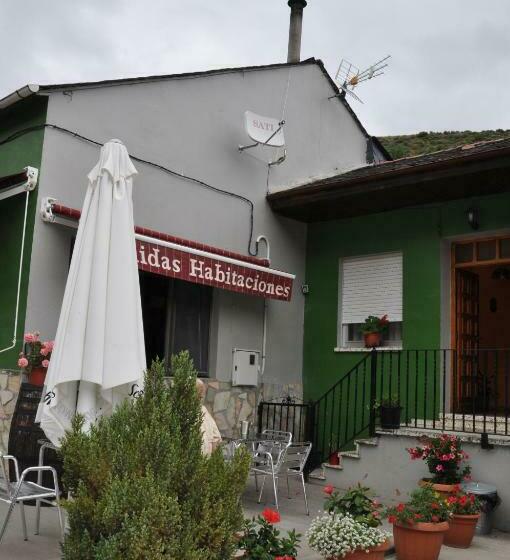 پانسیون Casa Polín