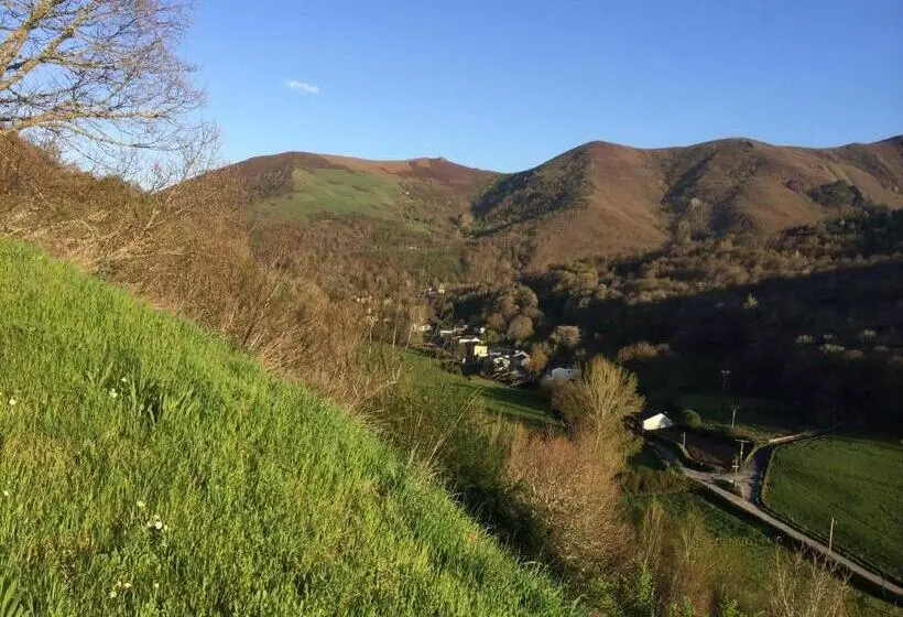 ペンション Casa Polín