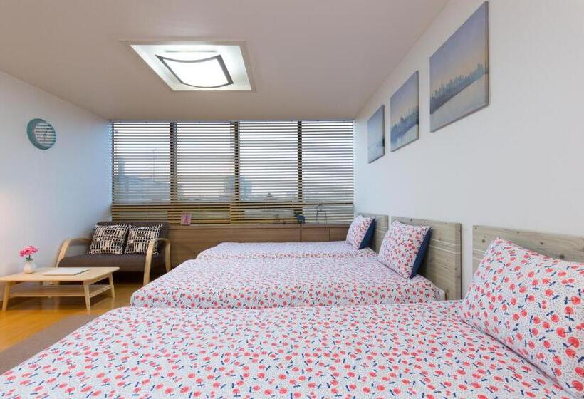 Hostel Sam Stay Hongdae