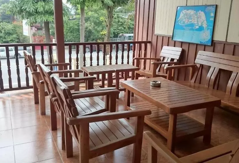 Aamiaismajoitus (B&B) Chantana House Ayutthaya