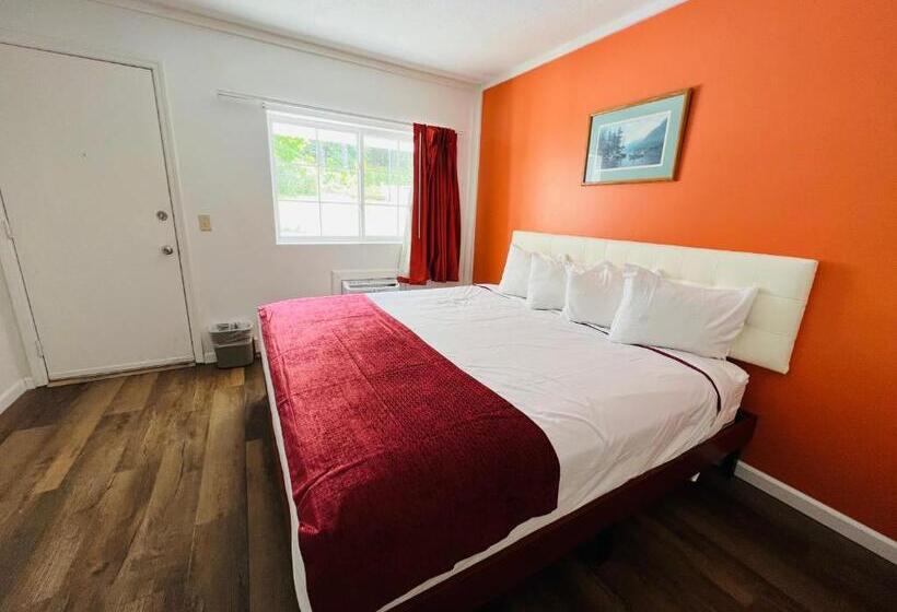 Colonel Williams Resort And Suites