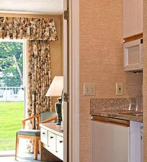 Colonel Williams Resort And Suites