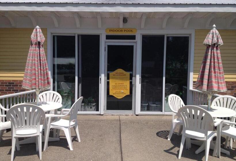 Colonel Williams Resort And Suites