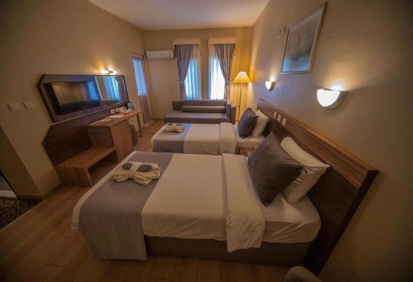 Отель Herakles Thermal