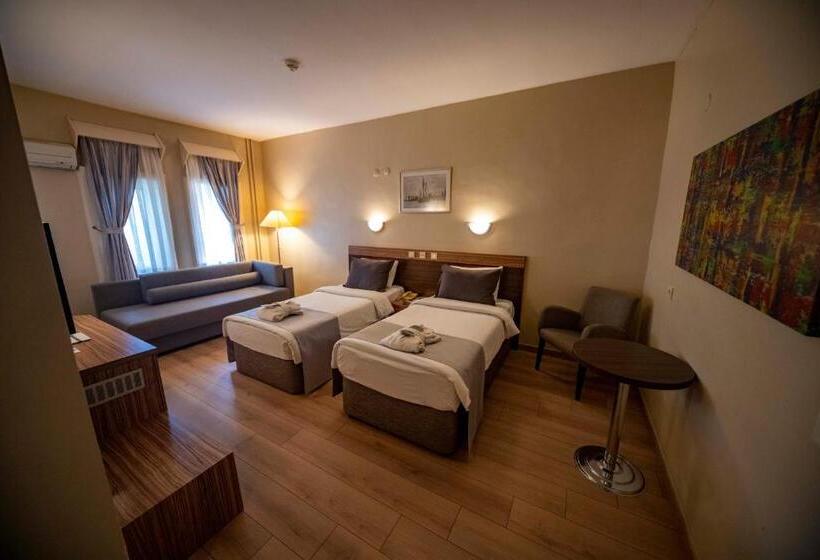 Отель Herakles Thermal