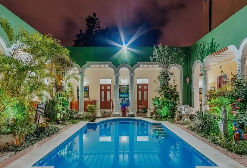 Hotelli Santa Maria Merida