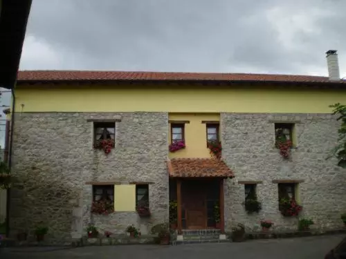 ペンション Casa De Aldea Ruiloba