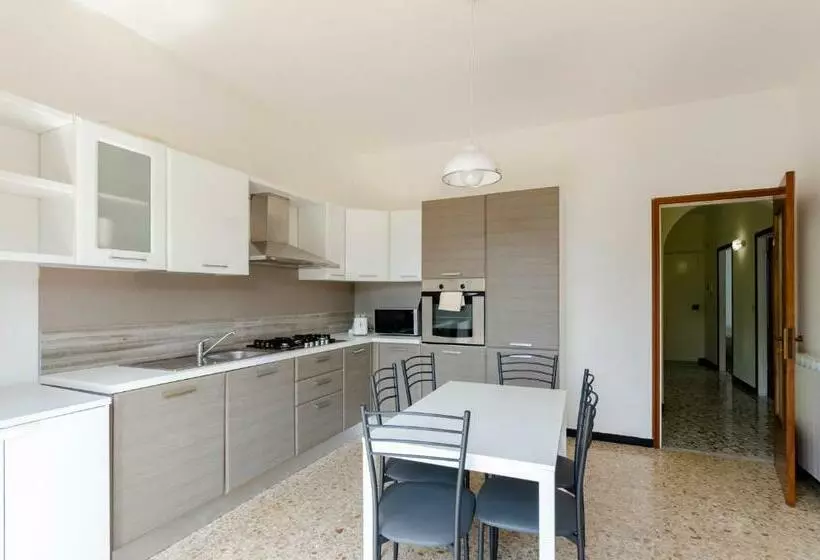 Joivy Family Flat With 3 Balconies, 10 Min To Beach