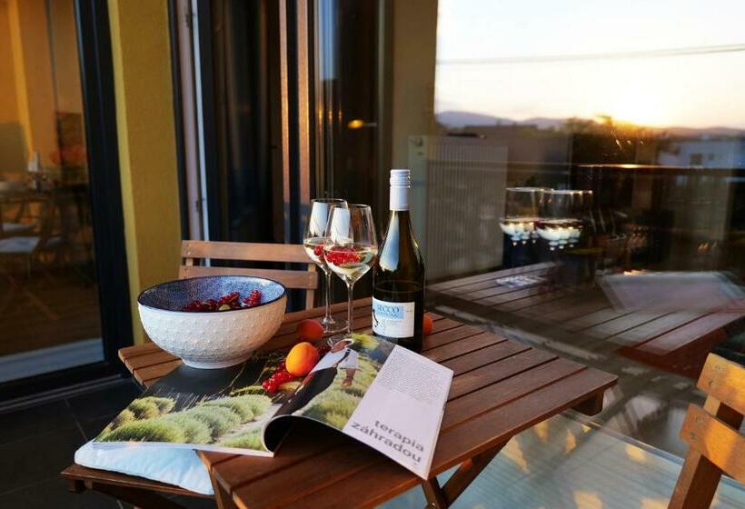 Apartmán   Modern Home